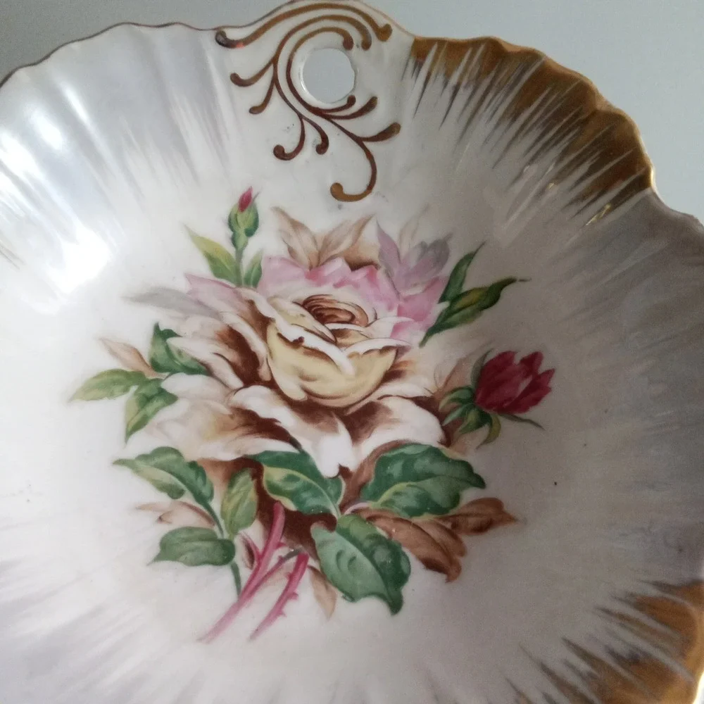 Vintage Porcelain Scalloped Rose Bowl Gold Trim Pierced Handle Floral 8 Inch